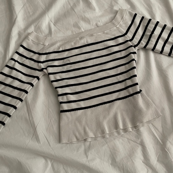 Garage White Ribbed Knit Sweater - Picture 2 of 4